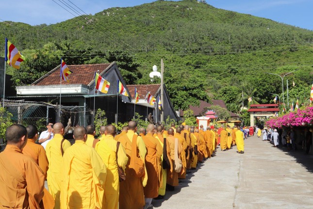 le truy niem phung tong kim quan hoa thuong thich nguyen tu nhap bao thap