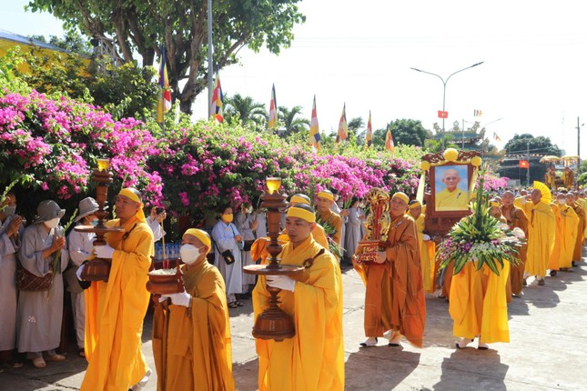 le truy niem phung tong kim quan hoa thuong thich nguyen tu nhap bao thap