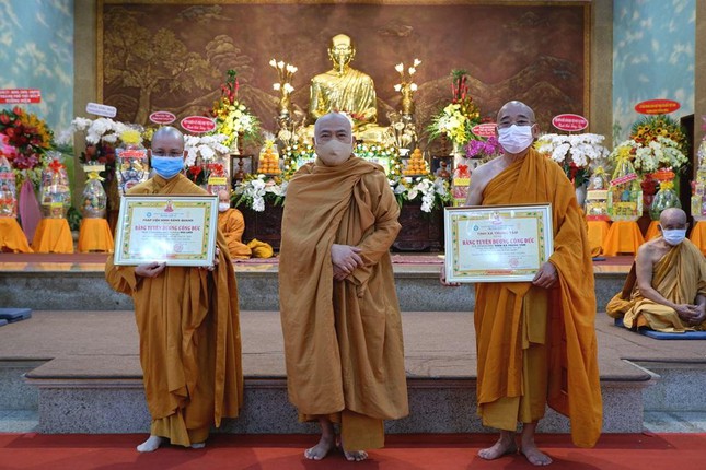 le tuong niem to su minh dang quang vang bong lan thu 67