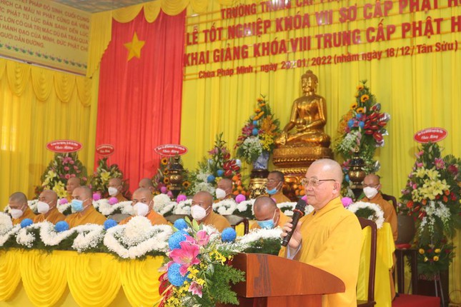 long an le tot nghiep so cap phat hoc va khai giang khoa viii trung cap phat hoc