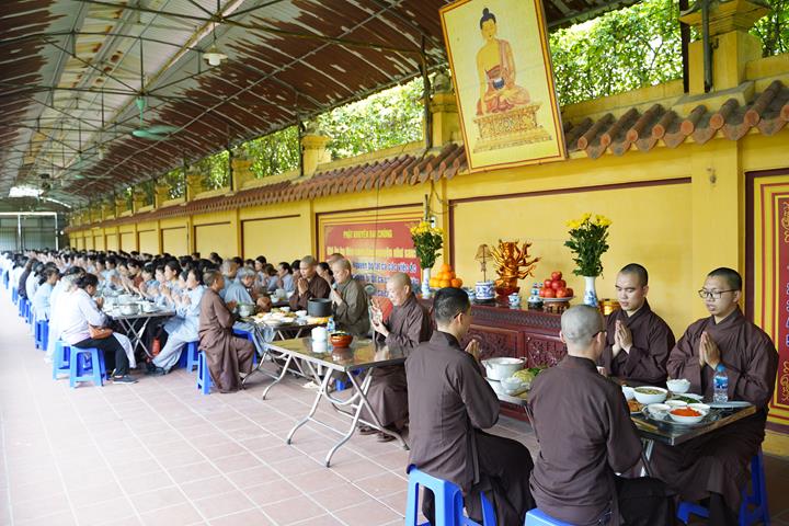 ngay tu an lac thang ba nam tan suu tai chua bang