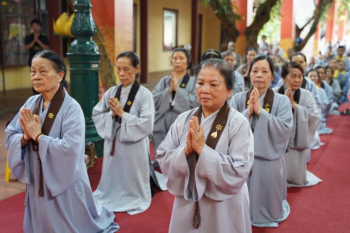 ngay tu an lac thang ba nam tan suu tai chua bang