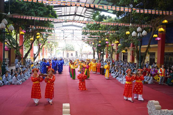 ngay tu an lac thang ba nam tan suu tai chua bang