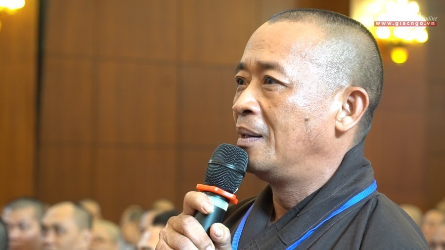 nghe va thao luan ve hanh chanh giao hoi