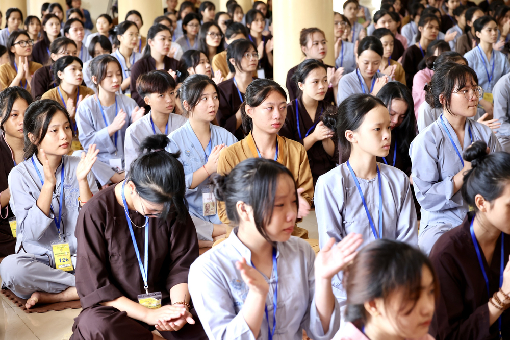 ni su huong nhu thuyet giang khoa tu mua he tai nghe an   ??tuoi teen dang gia bao nhieu  ??