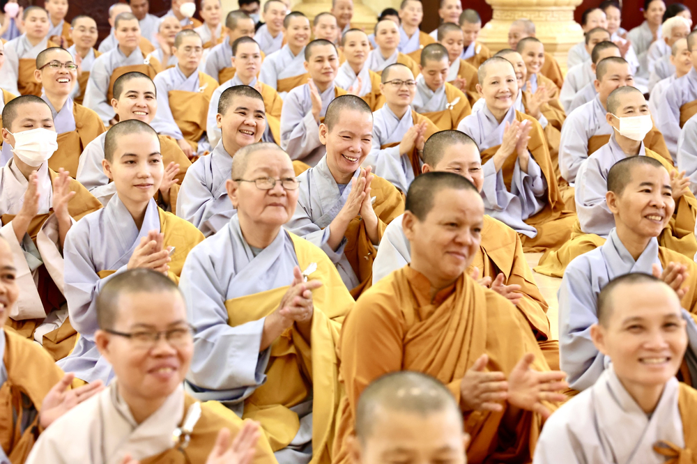 ni su huong nhu thuyet giang tai truong ha chua long van