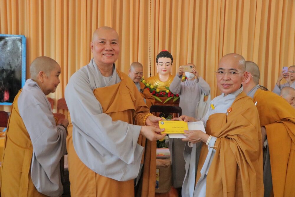 phan ban ni gioi trung uong tham truong ha chua lien hoa