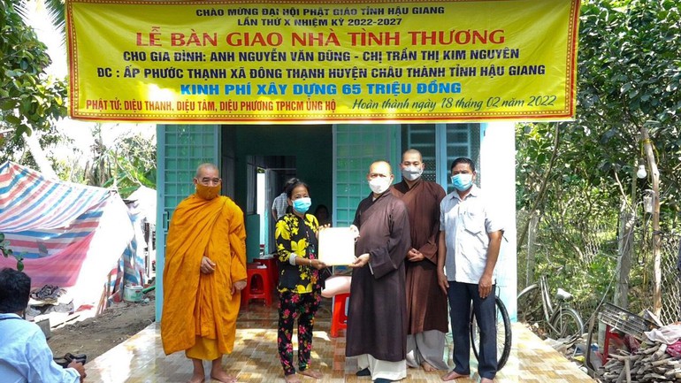 phat giao tinh hau giang tang nha tinh thuong chao mung dai hoi phat giao tinh