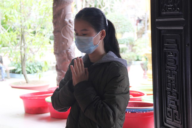 phat tu co do hue den chua du le cau an nguoi dan thu do ha noi tham du le cau an truc tuyen