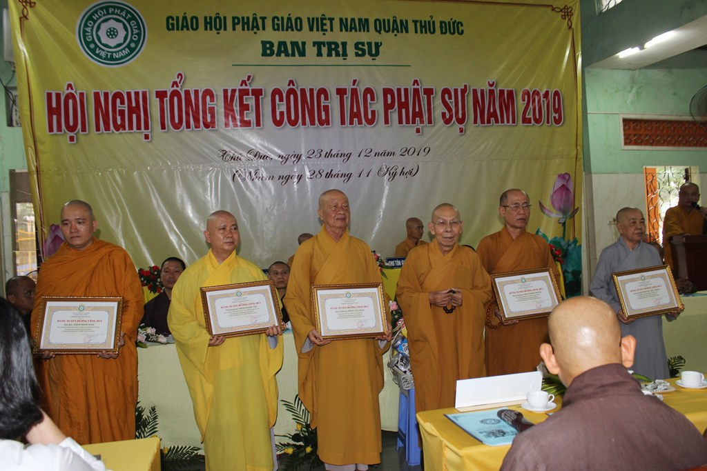 q thu duc co 19 92 co so phat giao co quyen su dung dat