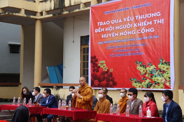 qua tet den voi nhung gia dinh kho khan cac dia phuong