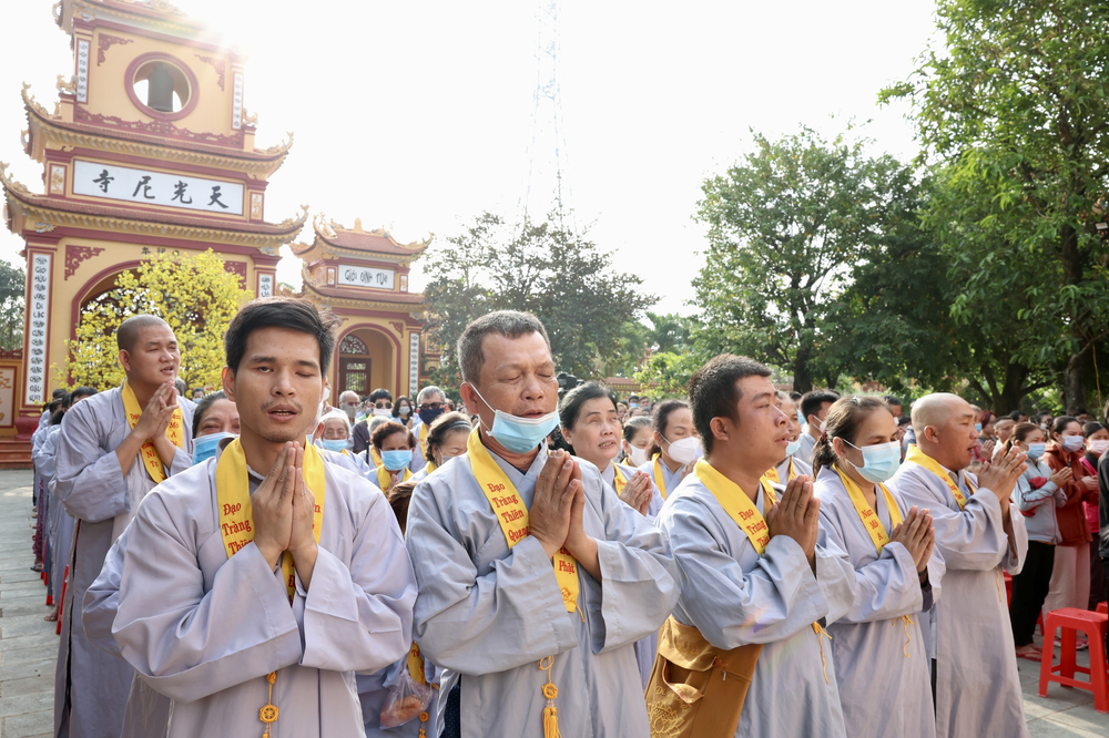 quy tu thien thien quang trao 1000 phan qua tet ?cho nguoi khiem thi va cac ho kho khan tai dia phuong