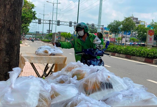 se khong guc nga