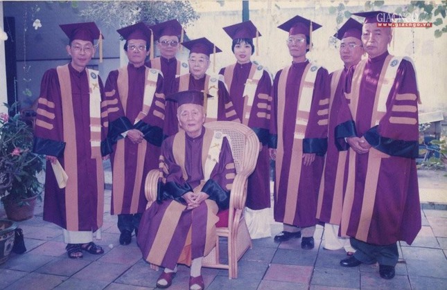 su ba nhu duc chua duoc su vien tich