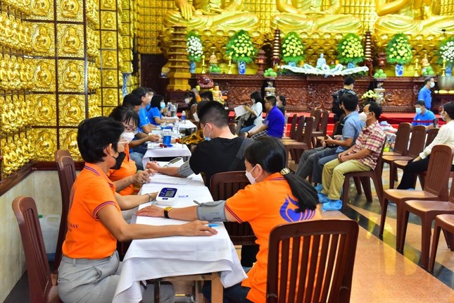tang ni phat tu hien mau nhan dao tai chua giac ngo quan 10