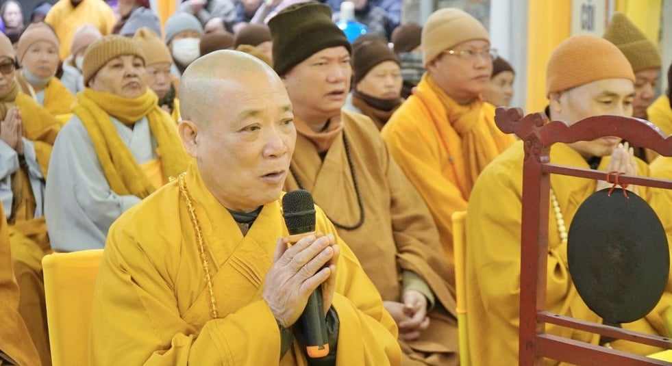 thai binh cung thinh nhuc than ni truong thich dam cam nhap kim quan