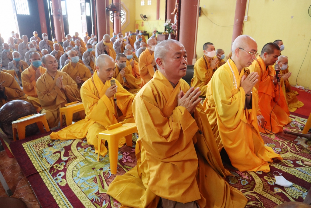 thai binh  tren 450 tang ni chinh thuc bat dau mua an cu kiet ha