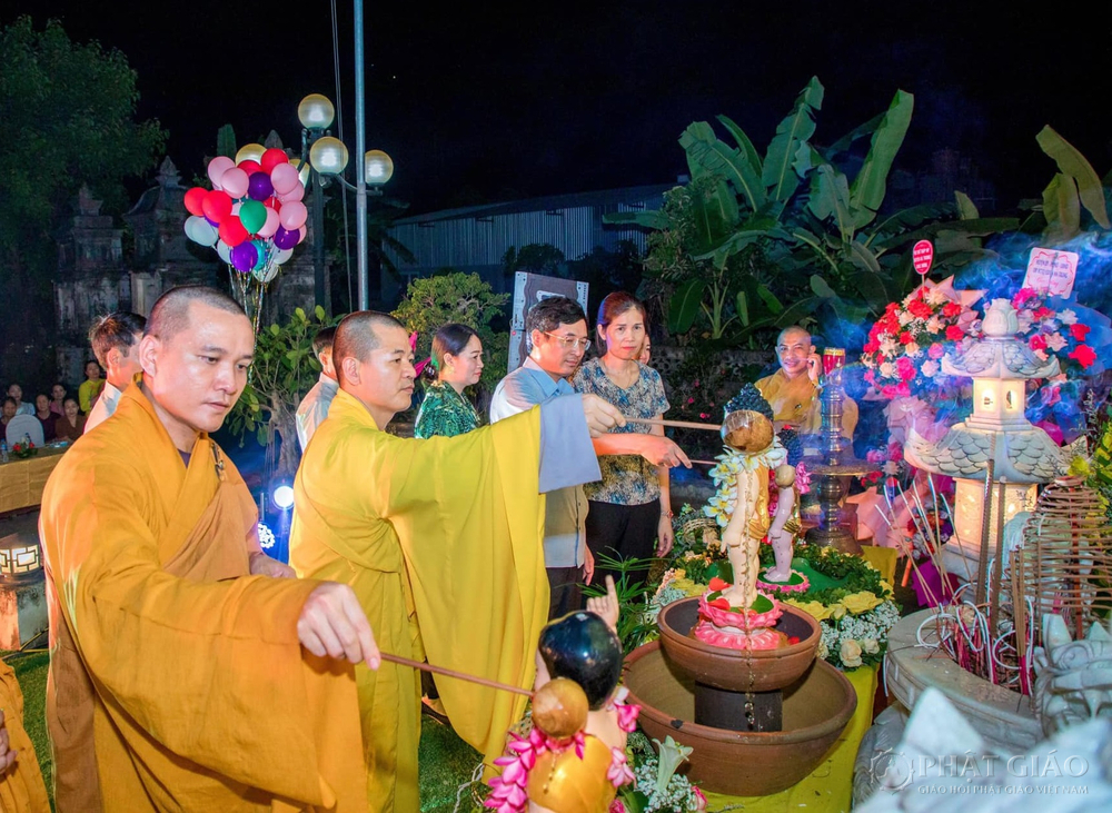 thanh hoa  ban tri su ghpgvn cac huyen ? to chuc dai le phat dan phat lich 2567