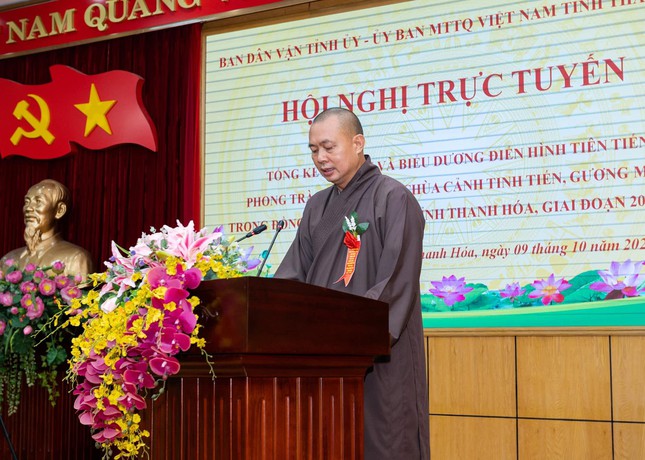thanh hoa tong ket 20 nam phong trao xay dung ??chua canh tinh tien guong mau ??