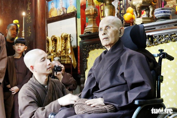 thien su thich nhat hanh ve den to dinh tu hieu