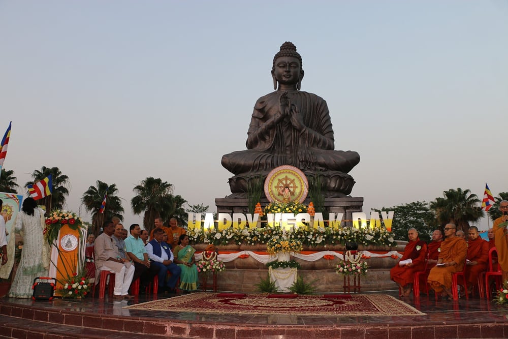 thieng lieng le phat dan tai truong gautam buddha