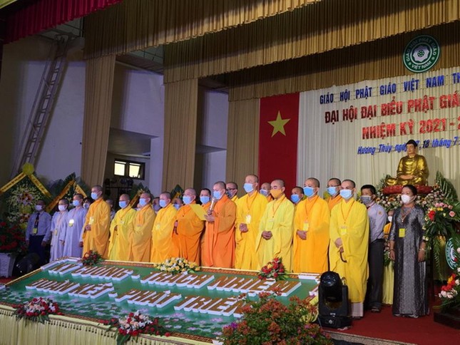 thua thien hue  dai duc thich thien buu tai nhiem truong ban tri su thi xa huong thuy