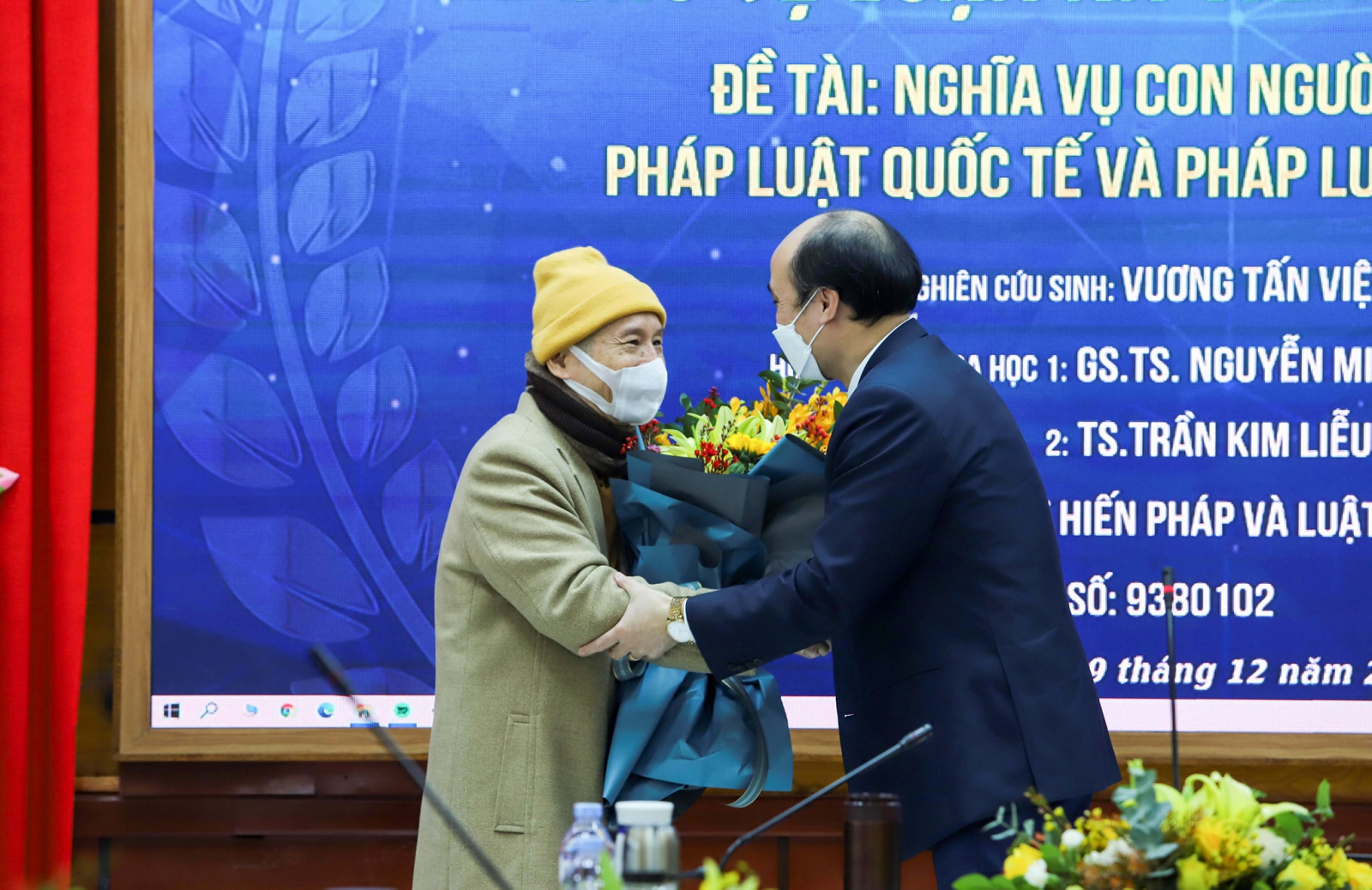 thuong toa thich chan quang bao ve luan an tien si ve nghia vu con nguoi