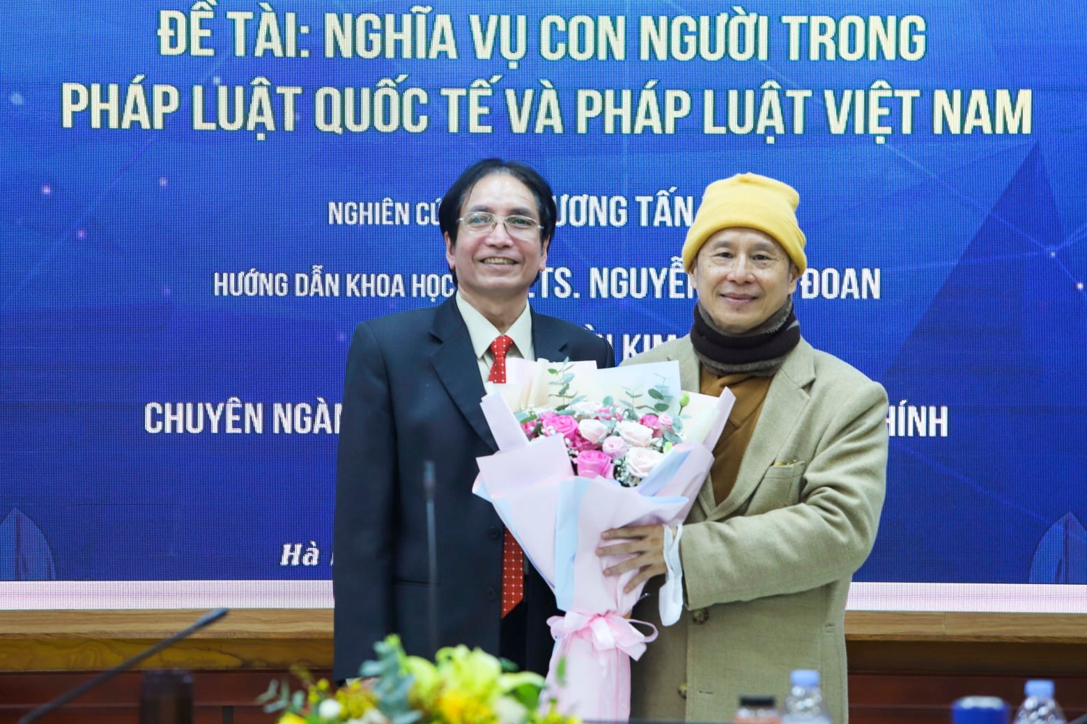 thuong toa thich chan quang bao ve luan an tien si ve nghia vu con nguoi