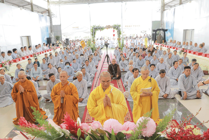 tien giang cong bo bo nhiem tru tri chua phuoc duc