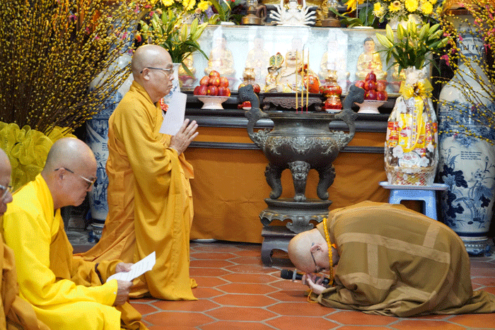 tien giang  hon 400 hanh gia tac phap tu tu man khoa an cu kiet ha phat lich 2567
