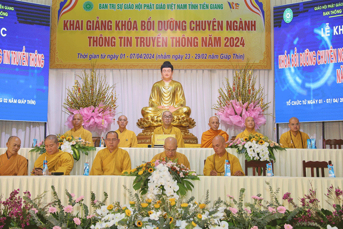 tien giang  khai giang khoa boi duong chuyen nganh thong tin truyen thong nam 2024