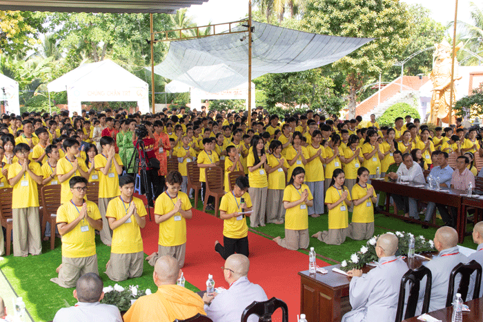 tien giang  khai mac khoa tu mua he  ??con ve tinh thuc ?? lan thu vii ra mat nhan su 2 phan ban