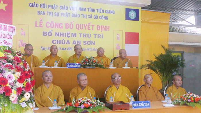 tien giang  le cong bo quyet dinh bo nhiem tru tri chua an son cho dai duc thich nguyen minh