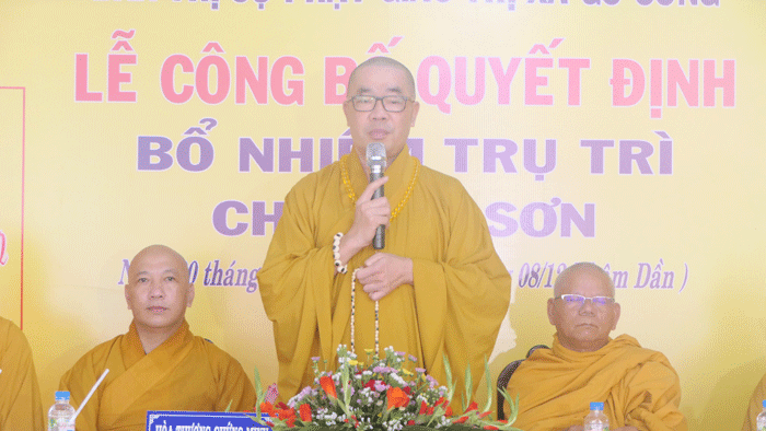 tien giang  le cong bo quyet dinh bo nhiem tru tri chua an son cho dai duc thich nguyen minh