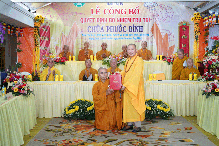 tien giang  le cong bo quyet dinh bo nhiem tru tri chua phuoc binh