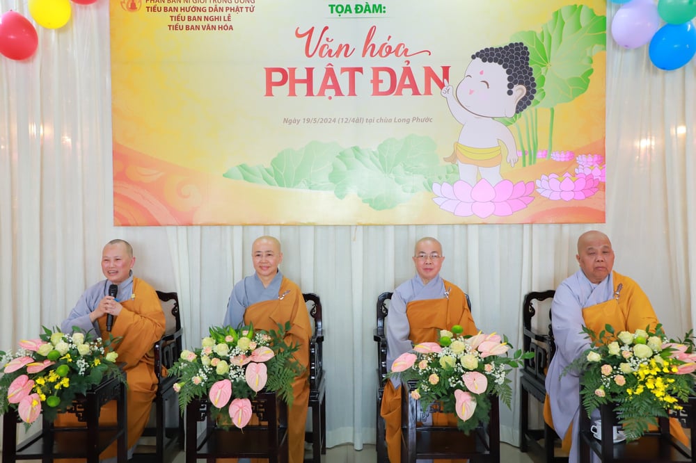 toa dam ve van hoa phat dan tai chua long phuoc