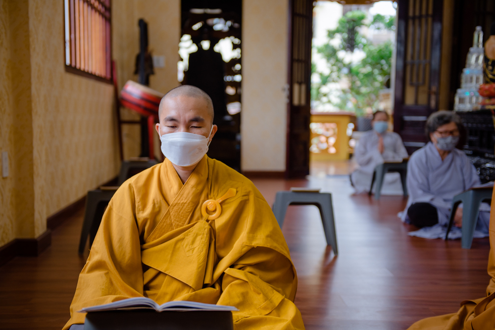 tp hcm  chua minh dao hoan dan duoc su va cung duong trai tang