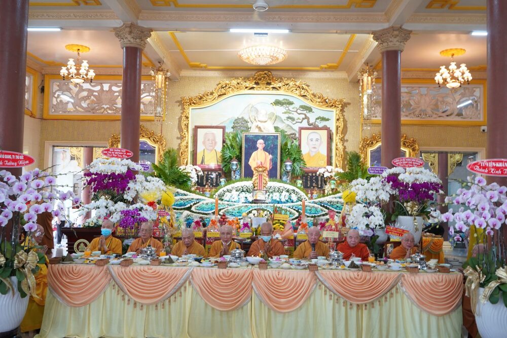 tp hcm  trang nghiem tuong niem huy ky lan thu 8 co dai lao hoa thuong thich tri tinh