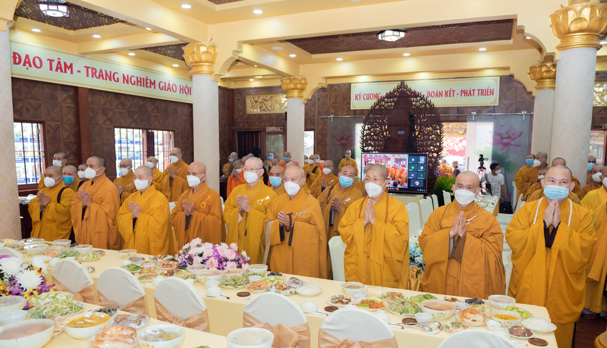 tp hcm  tuong niem le huy ky lan thu 16 truong lao hoa thuong thich thien tu