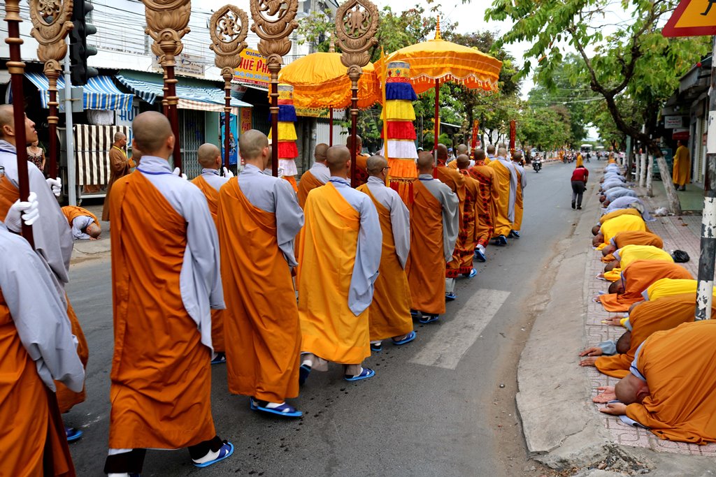 tra vinh  trong the khai mac dai gioi dan hoan thong