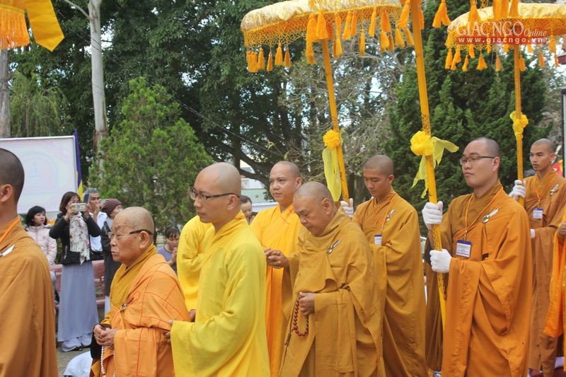 trang nghiem le khai mac dai gioi dan dao quang