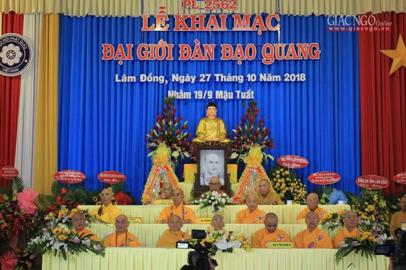 trang nghiem le khai mac dai gioi dan dao quang