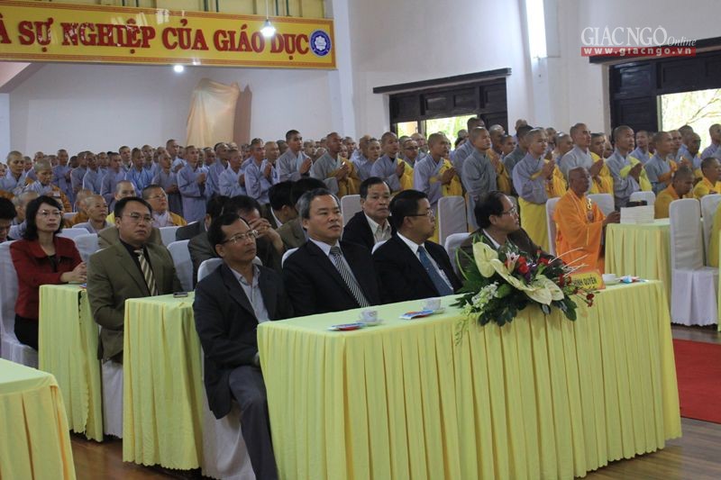 trang nghiem le khai mac dai gioi dan dao quang