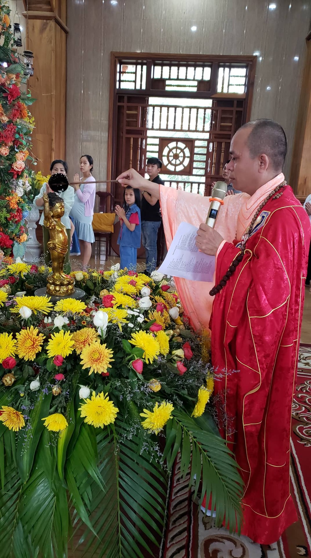 trang nghiem le tam phat tai chua hung long