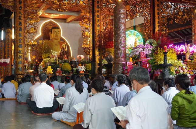 trang nghiem le tam phat tai to dinh vinh nghiem