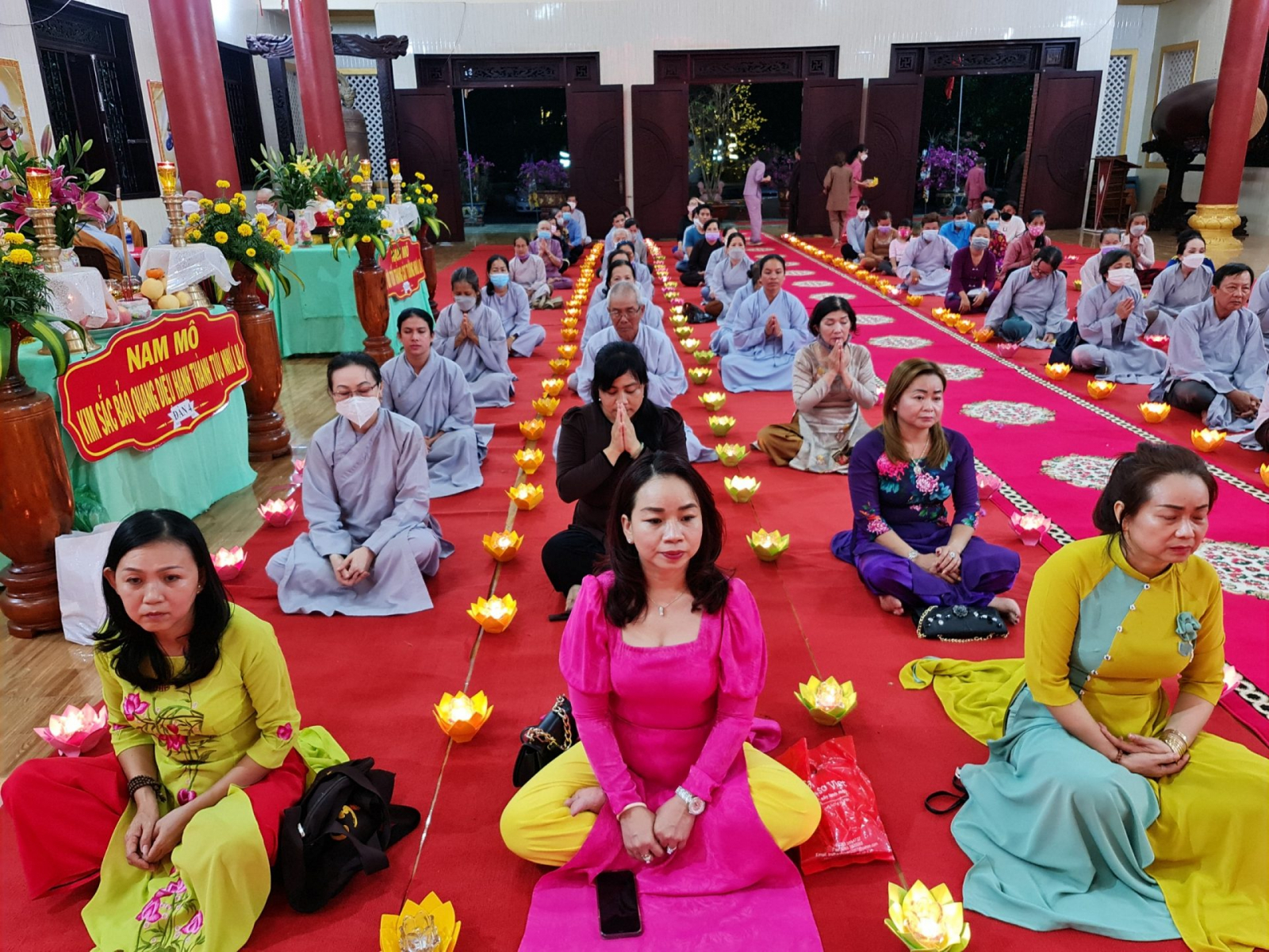 trang nghiem phap hoi duoc su dau nam nham dan tai chua thien thoi