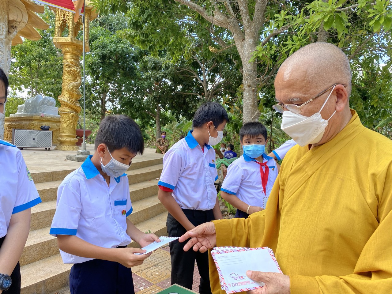 trang nghiem phap hoi duoc su dau nam nham dan tai chua thien thoi