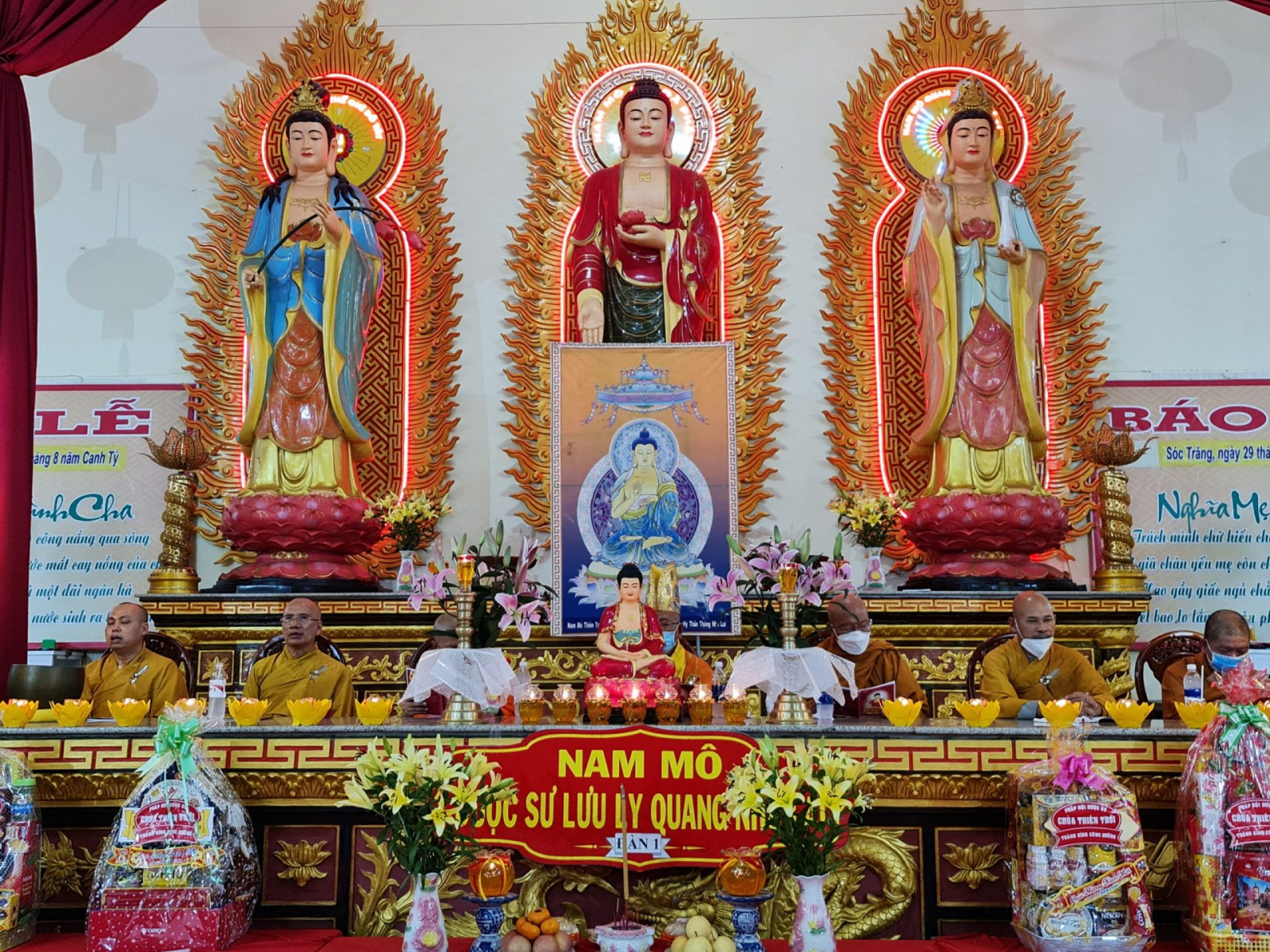 trang nghiem phap hoi duoc su dau nam nham dan tai chua thien thoi