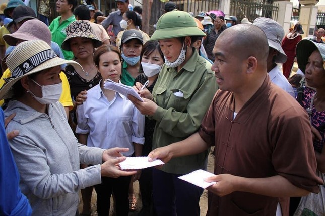 trao qua den ba con vung lu huyen ky son nghe an