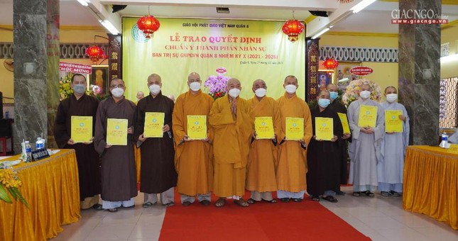 trao quyet dinh chuan y nhan su ghpgvn quan 8 nhiem ky 2021 2026